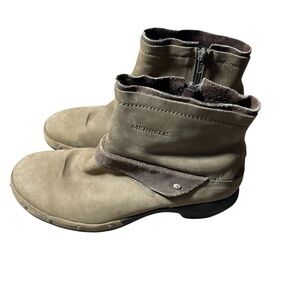 H4- 9.5  Merrell Women's Taupe Ankle Booties